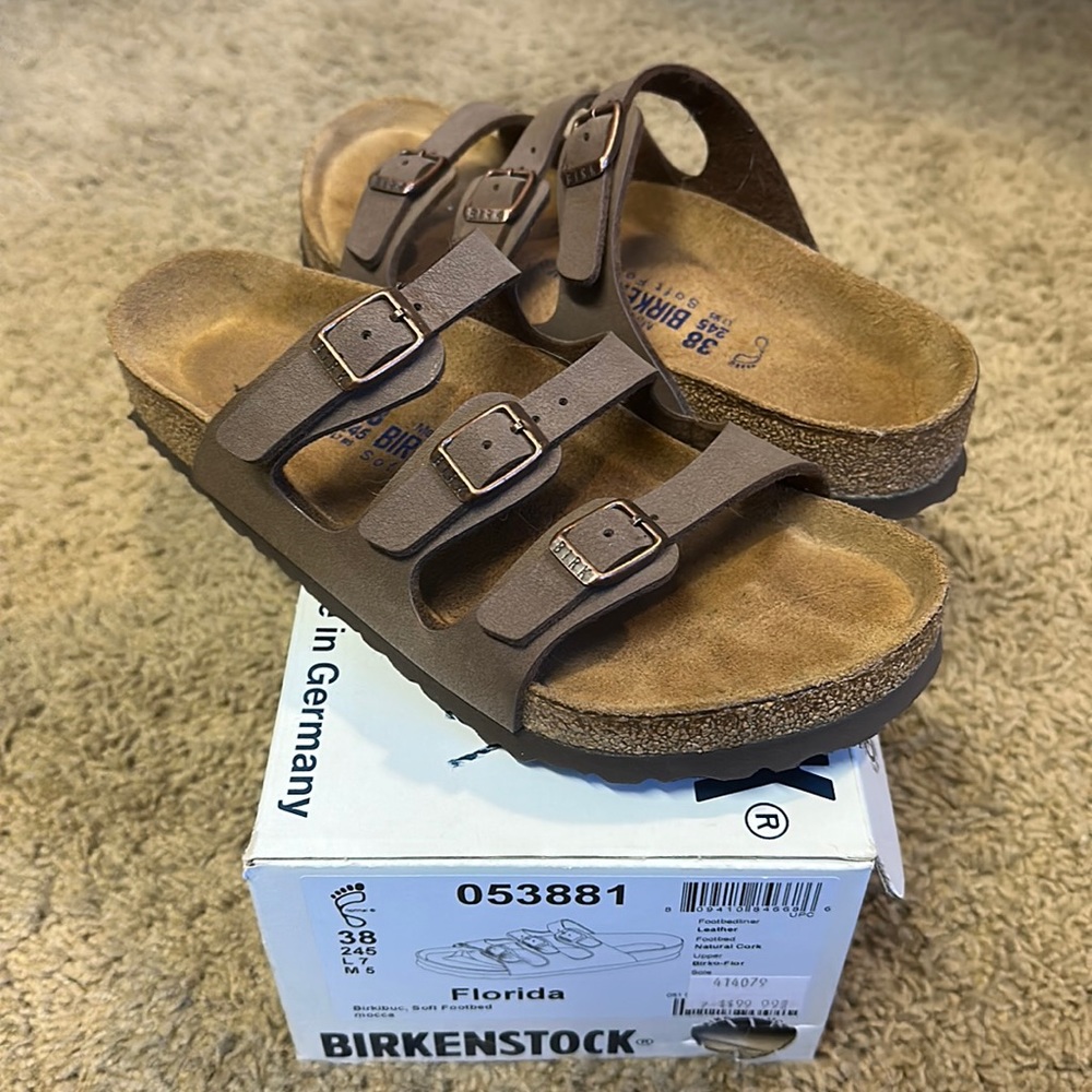 Birkenstock Florida Sandals sz 38 - like new!